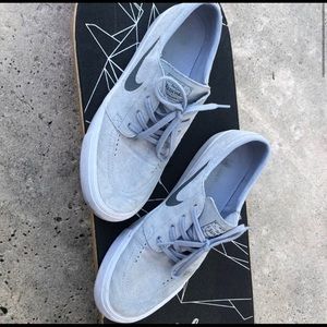 Nike Janoski Skateboarding Shoes
